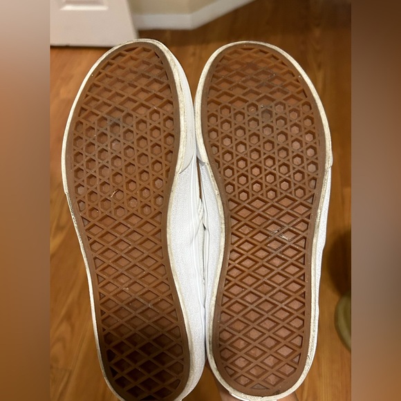 All White Slip-on Vans🤍 - Picture 6 of 12